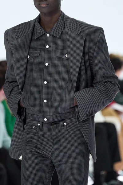 Look 79